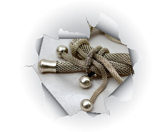 Vicky Forrester. Contemporary bespoke jewellery. Original  jewellery experiences designed and made by hand. These contemporary jewellery forms exist as  exclusive one off bespoke jewellery collections.  Made at Flux Studios in South London 